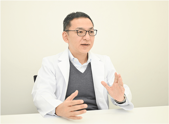 天本理事長の写真です